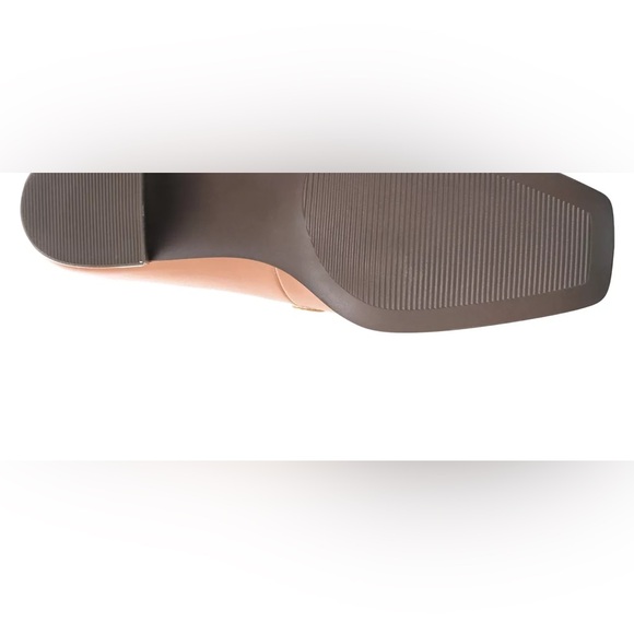 Journee Collection Crawford Loafer - Picture 6 of 6